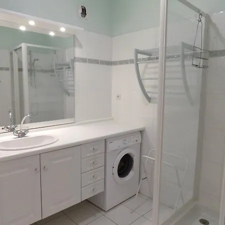- Bracelli - Spacieux - Centre-ville Apartment Royan
